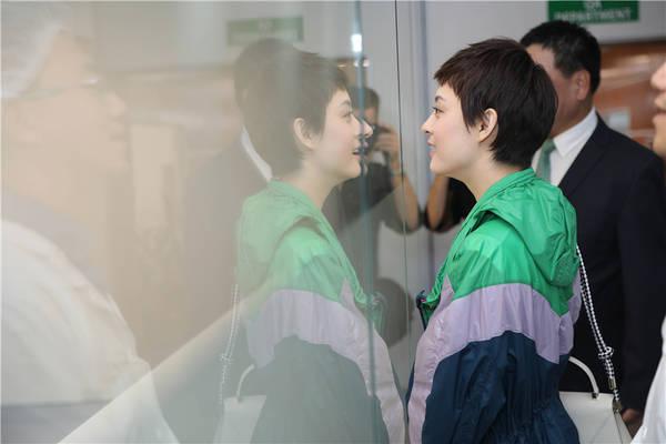 孫儷“養生”重游悉尼 靚麗活潑盡展春天氣息