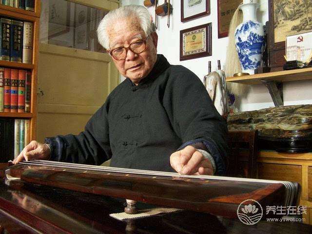 養(yǎng)生首先“不貪生”——懷念國醫(yī)大師張燦玾先生