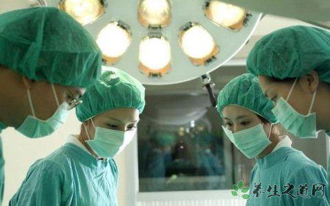 姐姐火海救弟弟 發(fā)生火災(zāi)如何自救