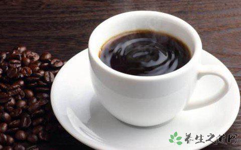 地鐵喝咖啡被罰 喝太多咖啡的危害