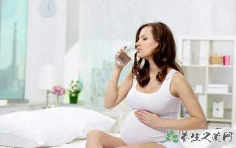 9分鐘連生六胞胎 懷孕期間要注意什么