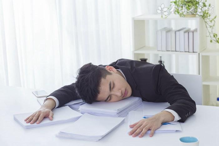 睡覺1小時斷氣85次 睡眠呼吸暫停怎么治 睡覺1小時斷氣85次 睡眠呼吸暫停怎么治