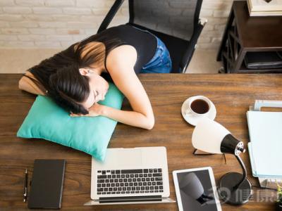 午睡黨“福音”：午間小歇片刻，降低疾病風險