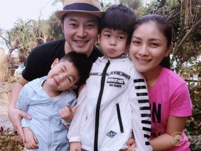 胡可直播推薦歡堂人參皂苷蜜飲品，網友直呼：被種草了！