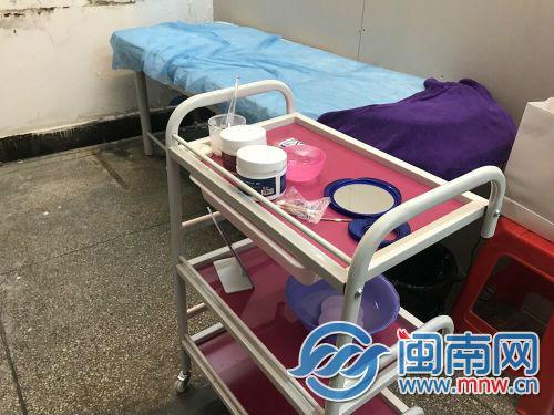 泉州“佐登妮”皮膚管理中心坑蒙拐騙被警方查封 6人被刑拘-易網健康<a href=http://www.logojc.com/jkys/ target=_blank class=infotextkey>養生</a>網 泉州“佐登妮”皮膚管理中心坑蒙拐騙被警方查封 6人被刑拘