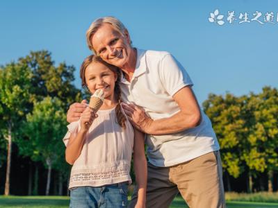 新疆省全方位恢復(fù)過來生產(chǎn)生活秩序 備孕能夠 打新冠疫苗嗎