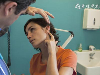 網(wǎng)紅花20萬整容成“精靈耳” 耳朵整形有什么危險