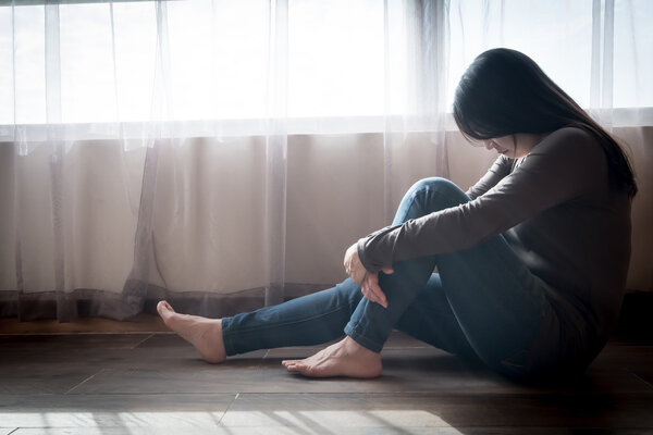 拿孤獨(dú)秀優(yōu)越？別再美化孤獨(dú)感了！