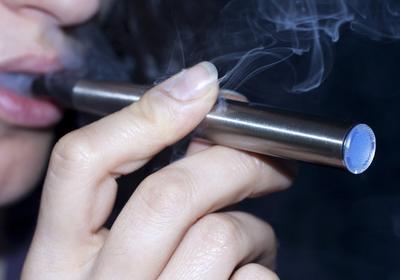 電子煙的“偽健康”面具，到底忽悠了多少人？