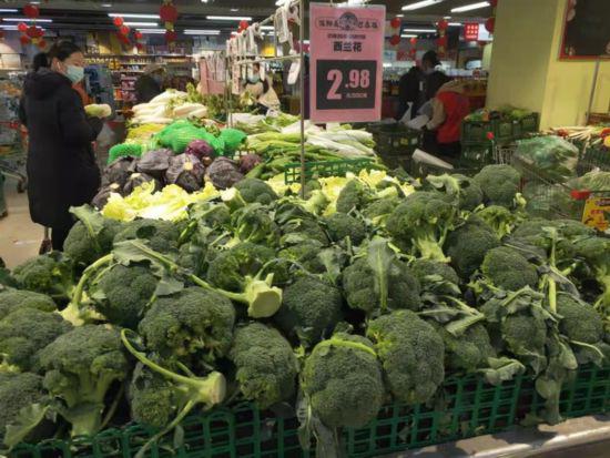 聚焦天津疫情五大焦點：與奧密克戎大規?！霸庥觥? title=