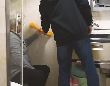 添一把扶手減幾分風險