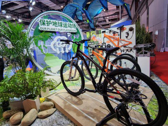 “新”生活、“酷”科技、“潮”消費——進博會消費品展區縱覽