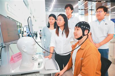 破解大腦奧秘 科幻照進(jìn)現(xiàn)實(shí)