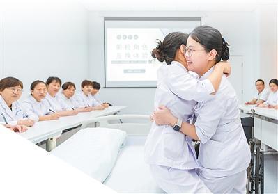 吃藥時(shí)最好別碰這個(gè)水果！嚴(yán)重可能休克