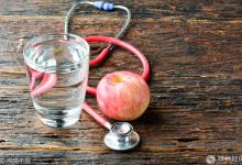 晨起喝杯它防血栓促排便 還能幫腸道“減負”！