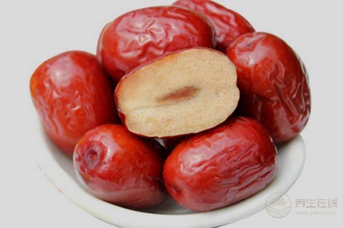 棗不能和這些食物一起吃 紅棗+海蟹容易患寒熱病