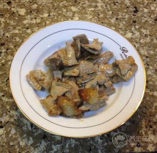 豆角燉肉制作方法？