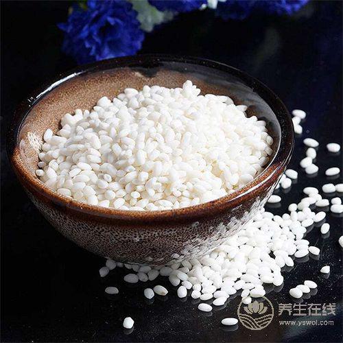 睡眠不好？別常吃安眠藥！這5種食物能讓你安然入眠