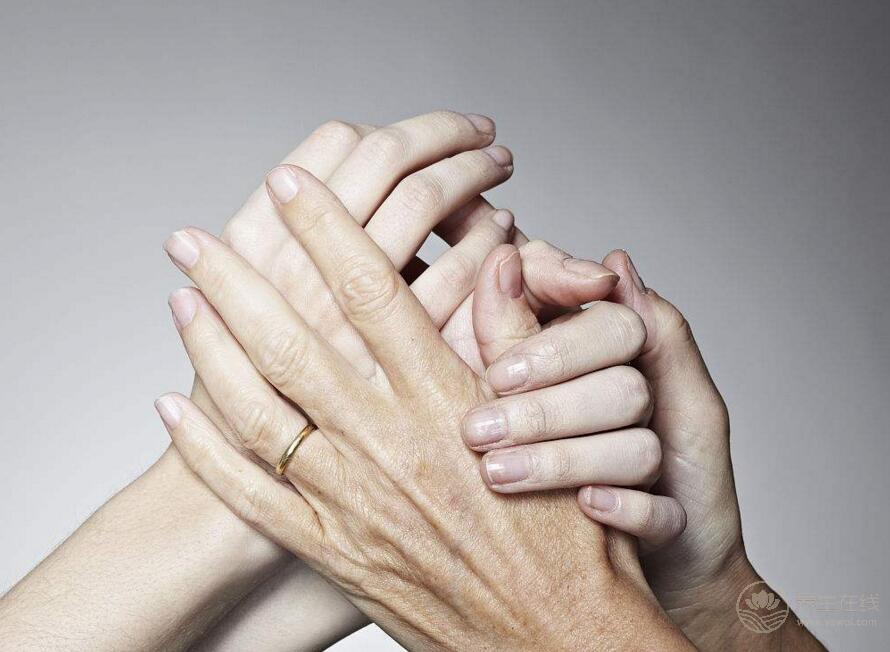 女性不想提前衰老，3種黑色食物可多吃，家家常備