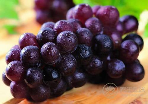 熬夜傷害大，吃5種食物可補救！