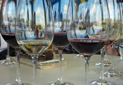 愛吃這些食物的人，口臭會更嚴重！應少吃點