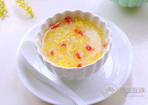 胃不舒服，這3種食物很常見，每天吃些能養胃護胃