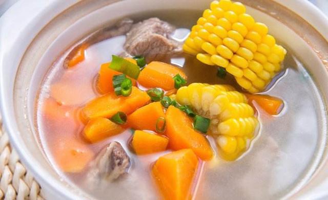 秋天養(yǎng)生適合多喝湯