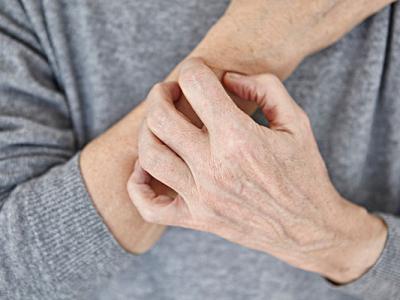 舊傷的疤癢應該采取什么方法解決