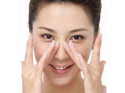 人為什么會有黑頭應該如何去掉黑頭