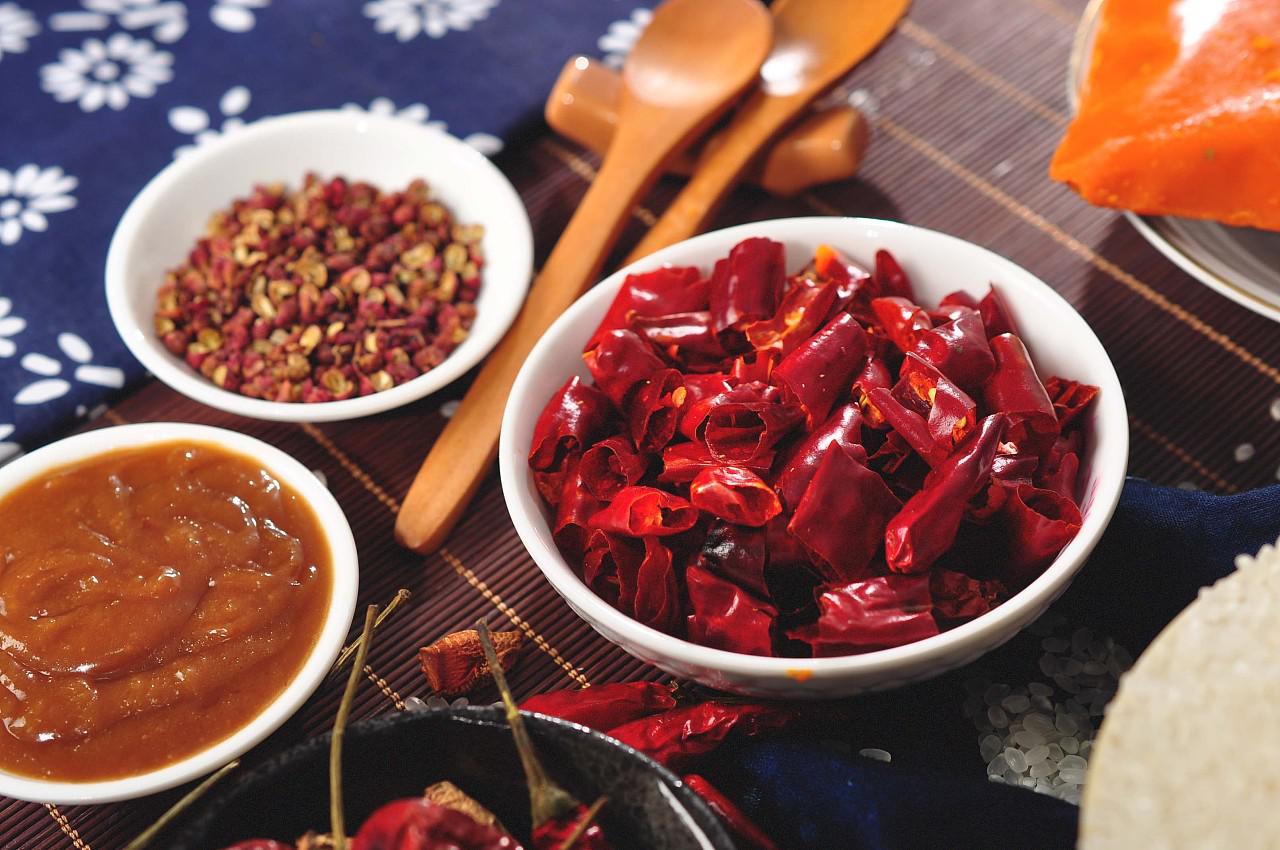 不同地區吃火鍋的調料有哪些不同