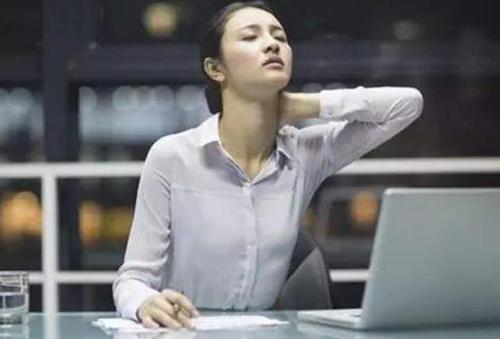 手臂處的經絡出現堵塞應該如何疏通