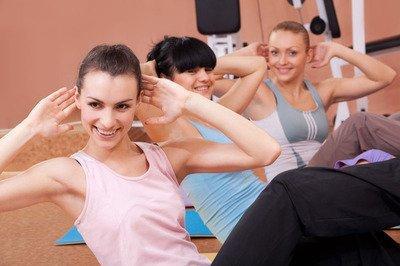 仰臥起坐的注意事項是否會傷脊椎