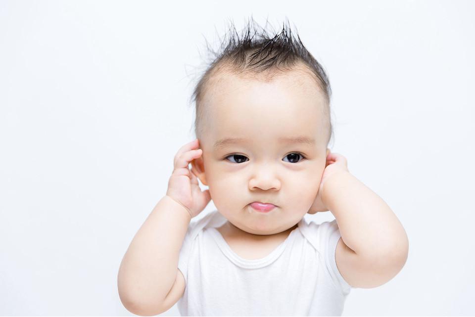 寶寶平時總喜歡眨眼的原因是什么