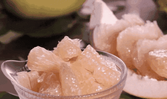 愛吃柚子的快看！柚子+它=服毒