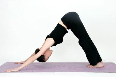 需要堅持練瑜伽多久之后改善身體健康-易網<a href=http://www.logojc.com/ target=_blank class=infotextkey>健康養生</a>網 需要堅持練瑜伽多久之后改善身體健康