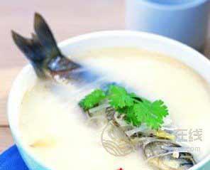 豐胸水果吃出豐滿胸部