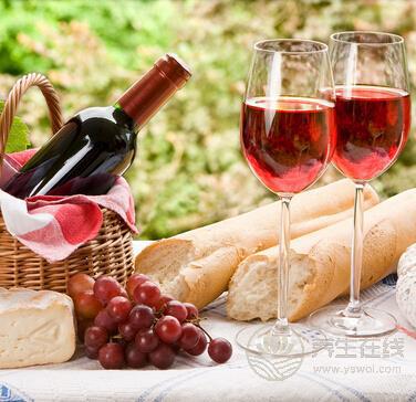 你想在品酒的同時，讓你肌膚變得更紅潤么?