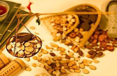 中藥和西藥可不可以一起吃能見效嗎