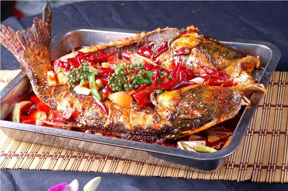 想要做烤魚選用什么魚口感和營養最好