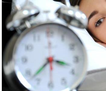 無法睡整覺導(dǎo)致半夜會醒來的12種影響睡眠原因