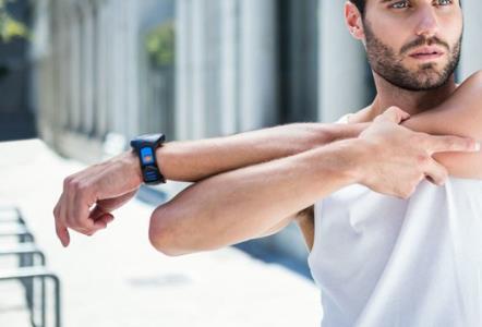 長跑運動事前做好以下五點準備避免損傷-易網健康<a href=http://www.logojc.com/jkys/ target=_blank class=infotextkey>養生</a>網 長跑運動事前做好以下五點準備避免損傷