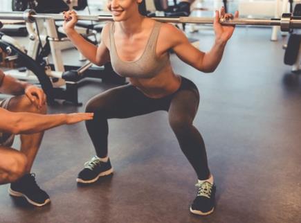 女性對著電腦有輻射如何正確的護理保養皮膚-易網健康<a href=http://www.logojc.com/jkys/ target=_blank class=infotextkey>養生</a>網 女性對著電腦有輻射如何正確的護理保養皮膚