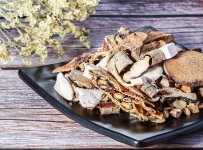 長期胡亂扭動脖子對頸椎關(guān)節(jié)有哪些傷害