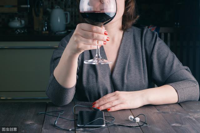 你一直在夏天喜愛做的事，會加劇濕氣，讀醫的從不碰