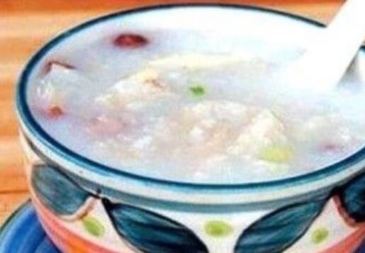 天麻排骨粥的作用和功效