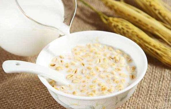 燕麥片粥怎么做 麥片粥的做法教程