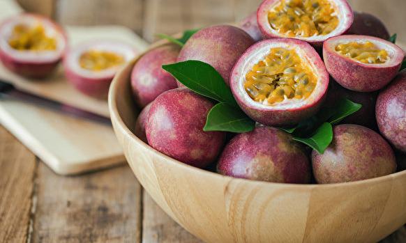 百香果營養豐富最適合夏季吃！兩道涼拌百香果料理