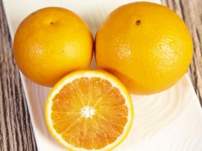 橙子和牛奶可以一起吃嗎 橙子和牛奶的功效