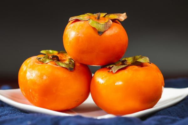 大閘蟹與柿子為何要間隔食用 大閘蟹和柿子隔多久可以吃