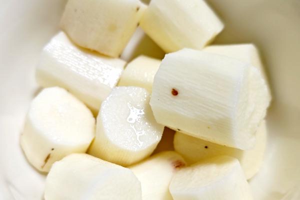 木薯怎么煮才沒有毒 白木薯可以直接煮熟吃嗎